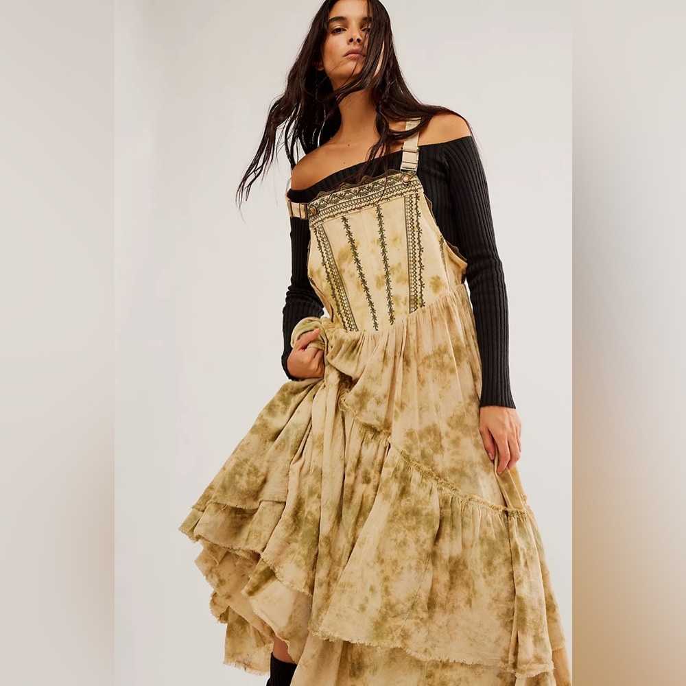 Free People Bali Devon Skirtall in Olive
